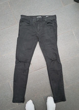 Zara Pants Black denim size 32, merk: Zara, staat: Heel goed, maat: W32 | FR 42, € 3,75, € 4,64 inclusief Kopersbescherming