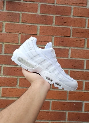 Nike Air Max 95 Essential Triple White, marke: Nike, zustand: Neu, größe: 48.5, 90,00 €, 95,20 € inklusive Vinted-Käuferschutz