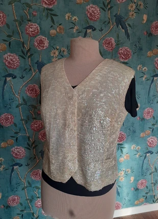 Gilet ivoire à sequins vintage Taille M🌼🌼, marca: Fait Main, estado: Bom, tamanho: M / 38 / 10, €12.00, €13.30 inclui Proteção do Comprador