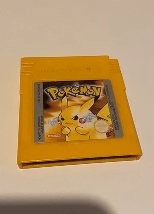 Pokémon yellow, condition: Very good, £35.00, £37.45 includes Buyer Protection
