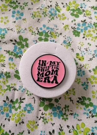 Pins Taylor swift, marke: Taylor Swift, zustand: Sehr gut, 2,00 €, 2,80 € beinhaltet Vinted-Käuferschutz Pro