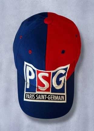 Casquette PSG x Nutmeg Mills vintage, brand: Nutmeg, condizioni: Ottime, taglia: Taglia unica, €20.00, €21.70 include la Protezione acquisti Pro