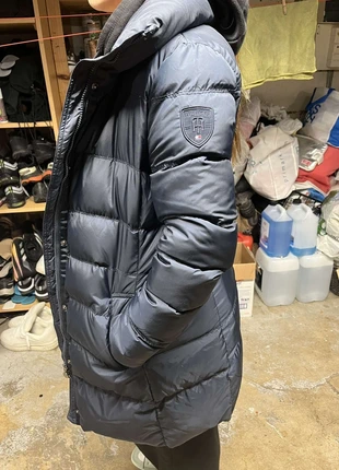 Manteau tommy hilfiger, marque: Tommy Hilfiger, état: Très bon état, taille: S / 36 / 8, 30,00 €, 32,20 € Protection acheteurs incluse