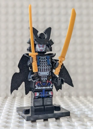 Figurine Ninjago : Seigneur Garmadon (version samouraï noir), style LEGO, condition: Very good, size: One size, €3.20, €4.06 includes Buyer Protection