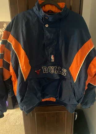 Chicago Bulls pullover, brand: Starter, condition: Satisfactory, size: M, £140.00, £147.70 includes Buyer Protection