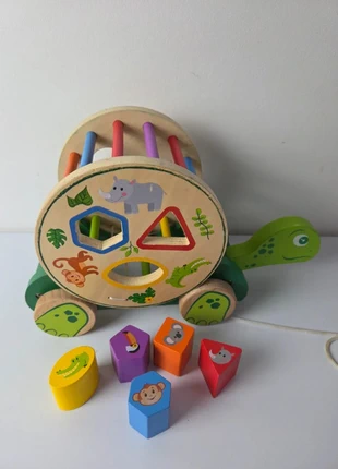 Lot de jouets en bois bébé – Tortue à tirer + Cylindre tri de formes animaux colorés, merk: Playtive, staat: Heel goed, maat: Universeel, € 4,00, € 4,90 inclusief Kopersbescherming