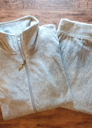 Samt-Hausanzug, marque: Esmara, état: Neuf sans étiquette, taille: L / 40 / 12, 10,00 €, 11,20 € Protection acheteurs incluse