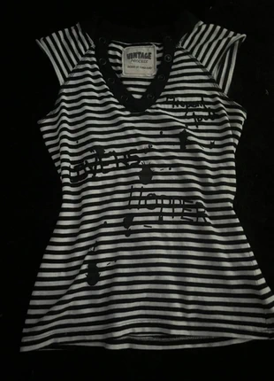 emo top, brand: Vintage, condition: Very good, size: M / 10, £18.00, £19.60 includes Buyer Protection