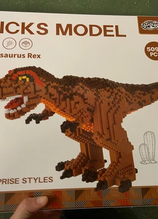 Puzzle 3D Tyrannosaure Rex - Neuf, marque: Puzzle, état: Neuf avec étiquette, taille: 14 ans / 164 cm, 40,00 €, 42,70 € Protection acheteurs incluse