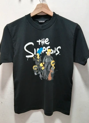 Teeshirt Balenciaga, brand: Balenciaga, condition: New without tags, size: 10 years / 140 cm, €39.00, €41.65 includes Buyer Protection