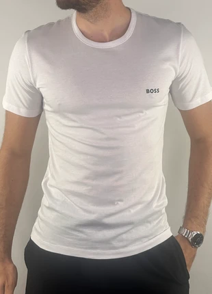 💎 Tee Shirt Hugo Boss Blanc taille M Comme Neuf - 100% Coton 💎, brand: Hugo Boss, condition: New without tags, size: M, €29.90, €32.10 includes Buyer Protection Pro