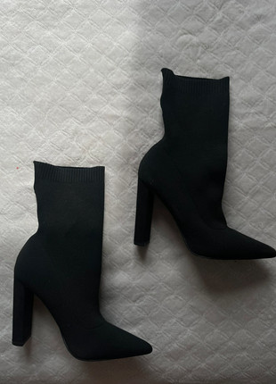 Talon Noir Chausettes, marke: Shein, zustand: Sehr gut, größe: 38, 6,85 €, 7,89 € inklusive Vinted-Käuferschutz