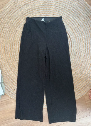 Pantalon fluide à paillettes, brand: H&M, condizioni: Ottime, taglia: M / IT 42 / EU 38, €6.50, €7.53 include la Protezione acquisti