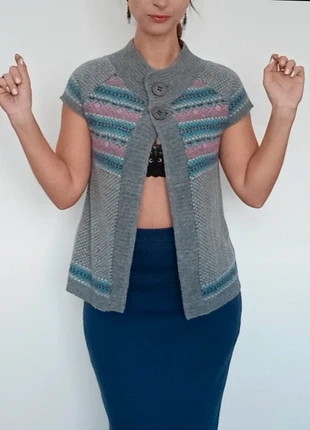 Gilet cardigan manches courtes casual taille 38/40, marca: Cache Cache, estado: Muito bom, tamanho: L / 40 / 12, €8.00, €9.10 inclui Proteção do Comprador Pro