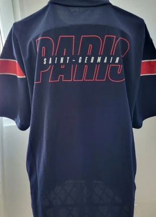 Maillot psg neuf, marke: Paris Saint-Germain, zustand: Neu, größe: L, 16,00 €, 17,50 € inklusive Vinted-Käuferschutz