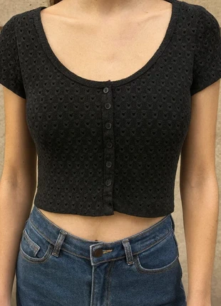 H&M – Haut noir ajouré boutonné – Taille XS, brand: H&M, condizioni: Ottime, taglia: XS / IT 38 / EU 34, €2.00, €2.80 include la Protezione acquisti