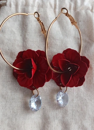 Boucles d'oreilles créoles 🌹, marque: Cristal, état: Très bon état, 8,00 €, 9,10 € Protection acheteurs incluse