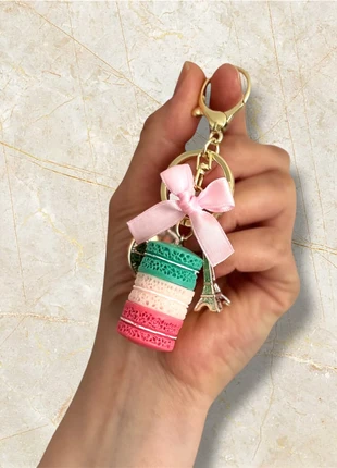 Porte-clés macarons multicolore et Tour Eiffel pour sac, merk: Tendance, staat: Heel goed, € 5,00, € 5,95 inclusief Kopersbescherming