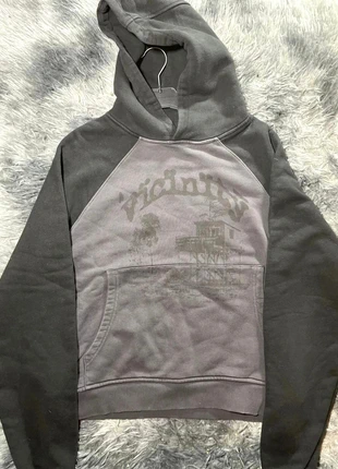 Sweat à capuche Vicinity Taille M, marke: Vicinity, zustand: Sehr gut, größe: M, 48,00 €, 51,10 € inklusive Vinted-Käuferschutz