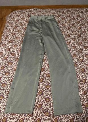 Pantalon en satin, brand: H&M, condition: New without tags, size: XS / 34 / 6, €7.00, €8.05 includes Buyer Protection