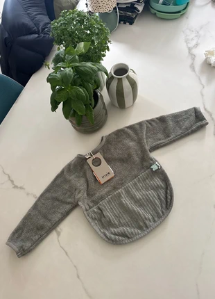 Bavoir coton vert manches Trixie, brand: Trixie, condizioni: Nuovo con cartellino, €12.00, €13.30 include la Protezione acquisti