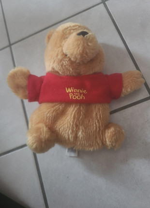 Peluche Winnie l'ourson, marque: Disney, état: Très bon état, taille: Naissance / 44 cm, 2,00 €, 2,80 € Protection acheteurs incluse