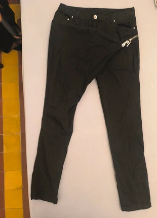 Pantalon femme taille 40, staat: Heel goed, maat: L / 40 / 12, € 6,00, € 7,00 inclusief Kopersbescherming