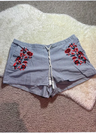 Short Etam rayé à broderies florales, marque: Etam, état: Très bon état, taille: L / 40 / 12, 15,00 €, 16,45 € Protection acheteurs incluse