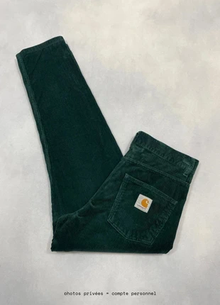 Pantalon Carhartt wip Vert en velours côtelés modèle Newel Pant Corduroy Loose - Taille S w28 #885, merk: Carhartt, staat: Heel goed, maat: W28 | FR 38, € 49,00, € 52,15 inclusief Kopersbescherming Pro