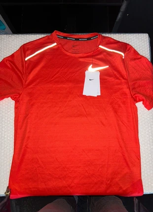 Nike t shirt, brand: Nike, condition: New with tags, size: S, £25.00, £26.95 includes Buyer Protection