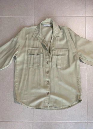 Chemise verte "Stradivarius" - Taille S, marca: Stradivarius, estado: Muy bueno, tamaño: S / 36 / 8, 10,00 €, 11,20 € Protección al comprador incluida