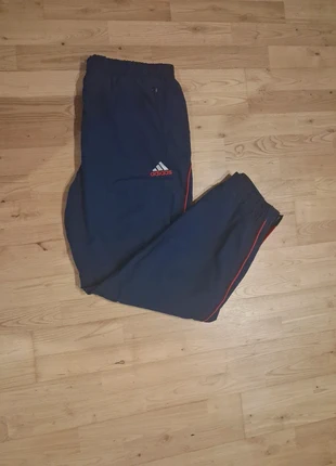 Jogging Adidas vintage, brand: adidas, condition: Very good, size: L, €15.00, €16.45 includes Buyer Protection