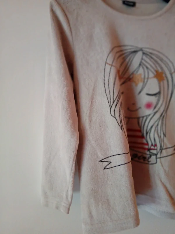 Joli pyjama 2 pièces. Kiabi. 6 ans - photo numéro 3
