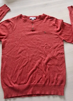 Neuf pull fin col rond la halle 12 ans rouge bordeau, marque: La Halle, état: Très bon état, taille: 12 ans / 152 cm, 2,00 €, 2,80 € Protection acheteurs incluse