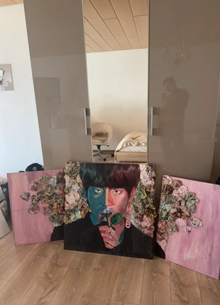 BTS V 3 fache Bilder Kombination- Kunst Leinwand, marque: BTS, état: Neuf sans étiquette, 110,00 €, 116,20 € Protection acheteurs incluse