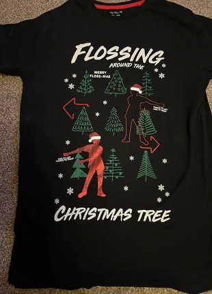 Christmas t shirt, brand: Primark, condition: Very good, size: 12 years / 152 cm, £1.50, £1.92 includes Buyer Protection