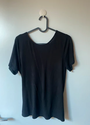 T-shirt con schiena scoperta e intreccio sul retro, marca: Shein, estado: Muito bom, tamanho: M / 38 / 10, €4.00, €4.90 inclui Proteção do Comprador