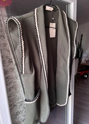 Blazer sans manche kaki, marke: So Addict, zustand: Neu, mit Etikett, größe: Einheitsgröße, 30,00 €, 32,20 € inklusive Vinted-Käuferschutz