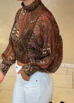 Blouse fleurs automnales ZARA, broderies, marque: Zara, état: Neuf sans étiquette, taille: S / 36 / 8, 15,00 €, 16,45 € Protection acheteurs incluse