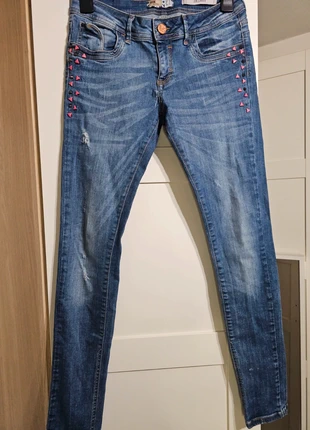 Pantalón vaquero de mujer, marque: Bershka, état: Neuf sans étiquette, taille: M / 38 / 10, 4,00 €, 4,90 € Protection acheteurs incluse