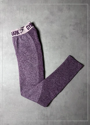 Pantalon / Legging de sport Gymshark Femme / Violet et Blanc / Taille S, marca: Gymshark, estado: Muito bom, tamanho: S / 36 / 8, €12.00, €13.30 inclui Proteção do Comprador