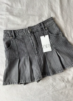 Jupe Zara, marque: Zara, état: Neuf avec étiquette, taille: XS / 34 / 6, 10,00 €, 11,20 € Protection acheteurs incluse