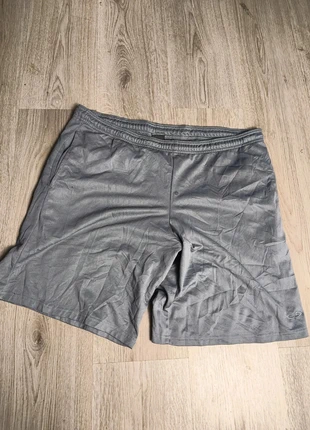 Champion – Short de Sport Homme – Taille L – Gris – Running / Basketball – Men, marke: Champion, zustand: Sehr gut, größe: L, 11,00 €, 12,25 € inklusive Vinted-Käuferschutz