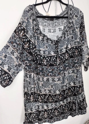 Belle blouse mosaïque 48, marke: M&S Mode, zustand: Sehr gut, größe: 4XL / 48 / 20, 6,00 €, 7,00 € inklusive Vinted-Käuferschutz
