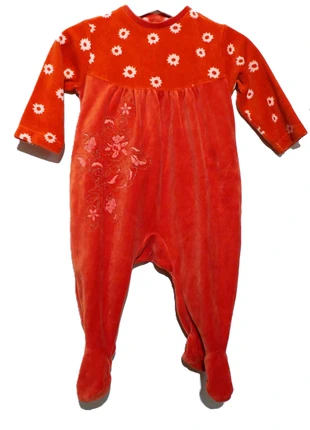 Pyjama en velours rouge orangé de la maison Marëse, Taille 6 mois, brand: Marese, condition: Very good, size: 6-9 months / 68 cm, €2.50, €3.33 includes Buyer Protection