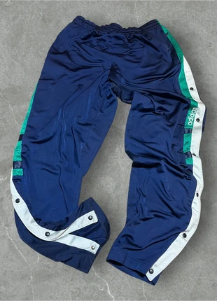 Jogging à pression Adidas Trackpant vintage logo brodé Taille M, marque: adidas, état: Très bon état, taille: M, 22,99 €, 24,84 € Protection acheteurs incluse