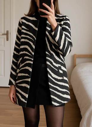 Veste caban motif zèbre • Zebra print pea coat Lulu&Love Size M, marque: Lulu Love, état: Très bon état, taille: M / 38 / 10, 25,00 €, 26,95 € Protection acheteurs incluse