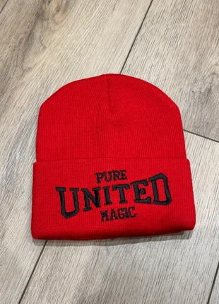 Pure United Beanie Hat Manchester United, brand: other, condition: Very good, size: M, £4.99, £5.94 includes Buyer Protection