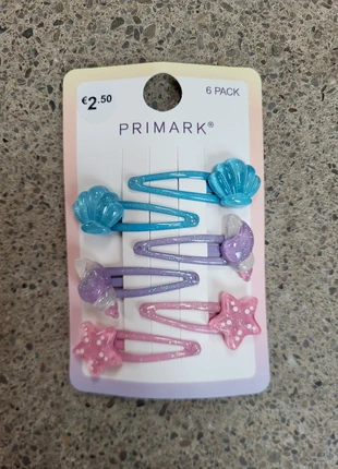 Clips, brand: Primark, condition: New with tags, €1.50, €2.28 includes Buyer Protection