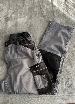 Grau/Schwarze Arbeitshose mit mehreren Taschen und dehnbarem Bund, brand: Parkside, condizioni: Buone, taglia: XL, €5.00, €5.95 include la Protezione acquisti